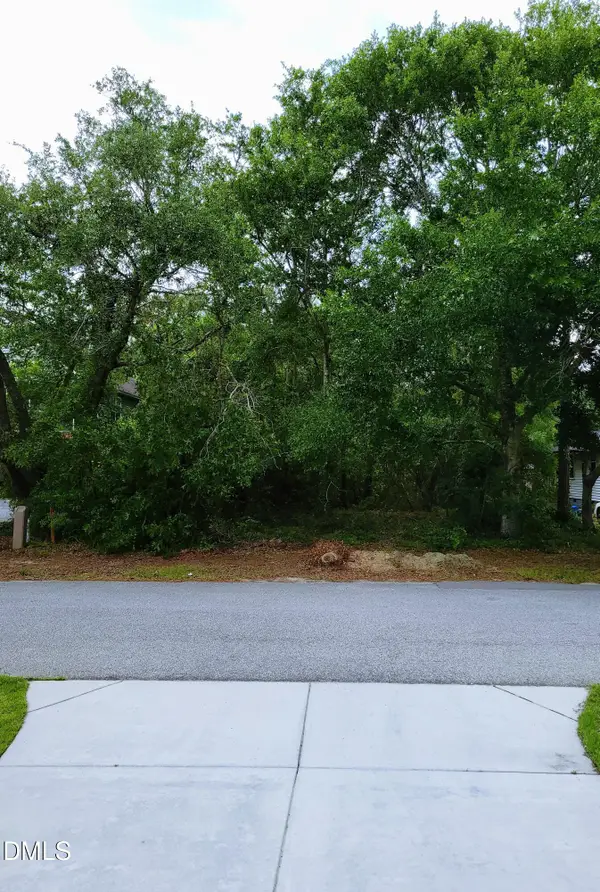 145 NE 4th, Oak Island, NC 28465