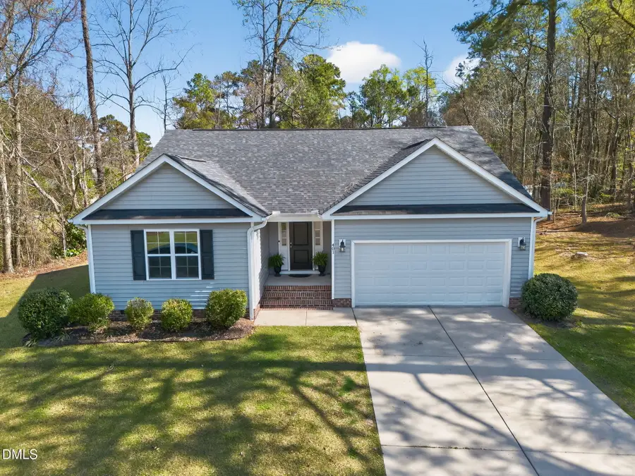 401 Coleridge Drive, Dunn, NC 28334 - #3