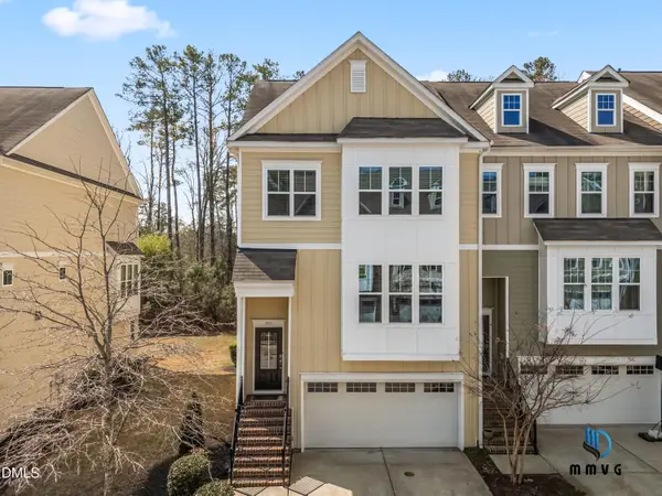 701 Edgewater Ridge Court, Apex, NC 27523