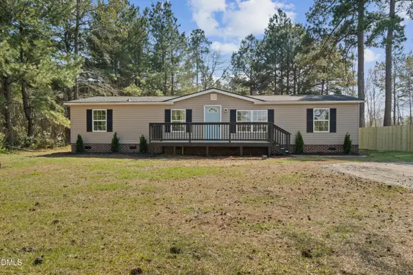 193 John L Road, Maxton, NC 28364