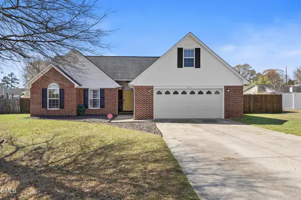 117 Robin Place, Fayetteville, NC 28306