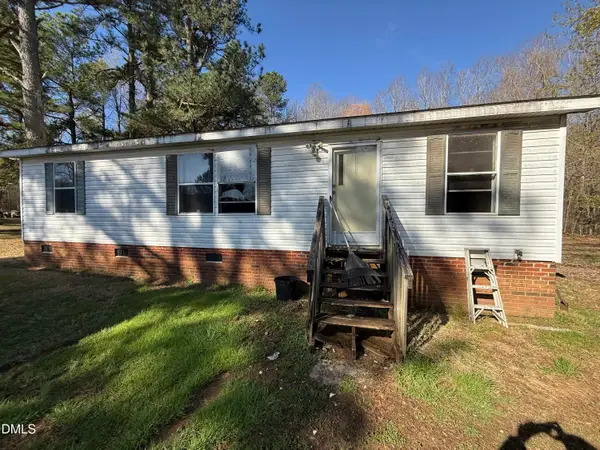 2320 Bigelow Lane, Efland, NC 27243