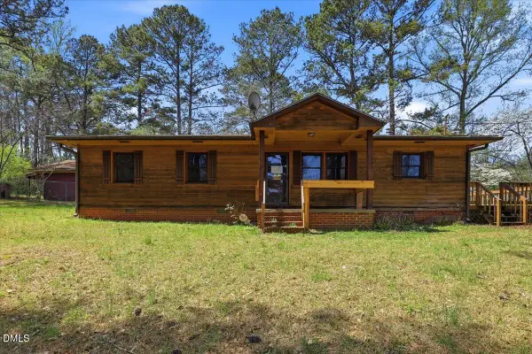 2001 Eason Drive, Clayton, NC 27520