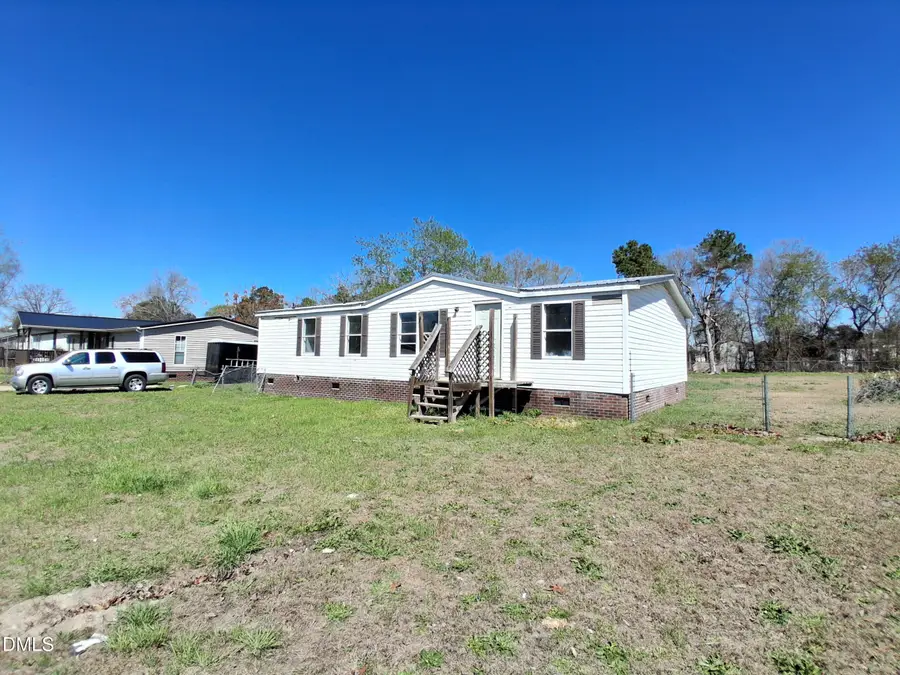 4725 Desert Ridge Road, Parkton, NC 28371 - #2