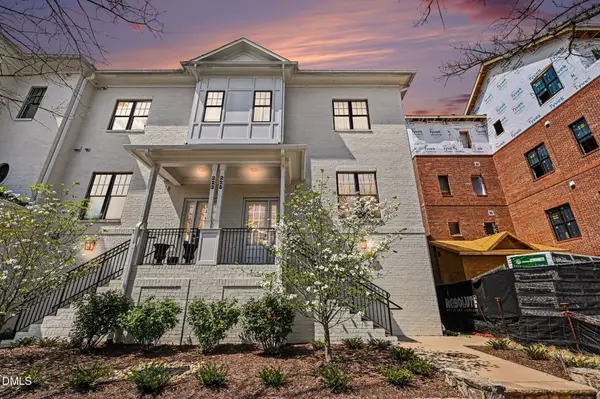 225 Meadowmont Lane, Chapel Hill, NC 27517