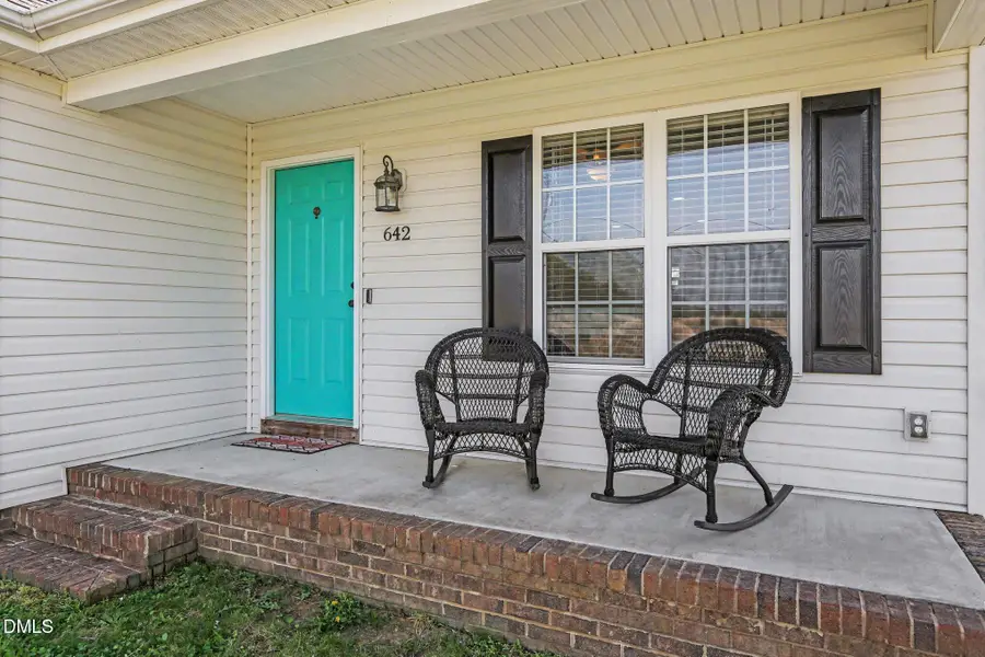 642 W Old Glencoe Road, Burlington, NC 27217 - #2