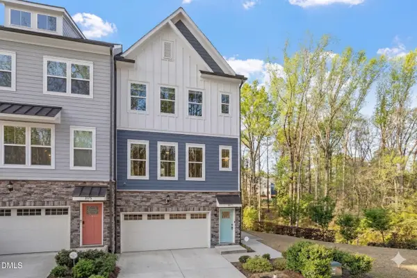 2077 Eva Pearl Drive, Apex, NC 27502