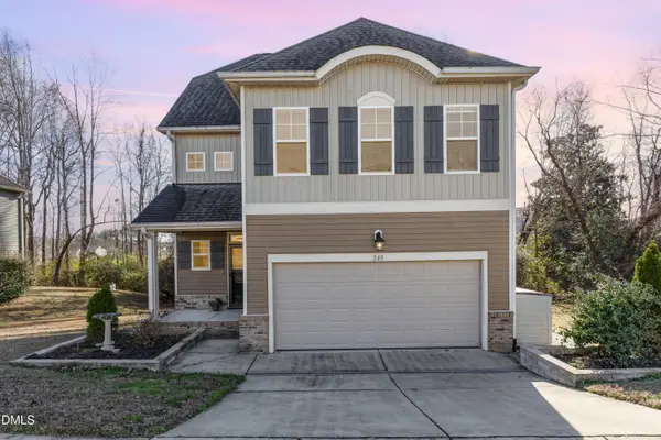 240 E Quailwood Drive, Fuquay Varina, NC 27526