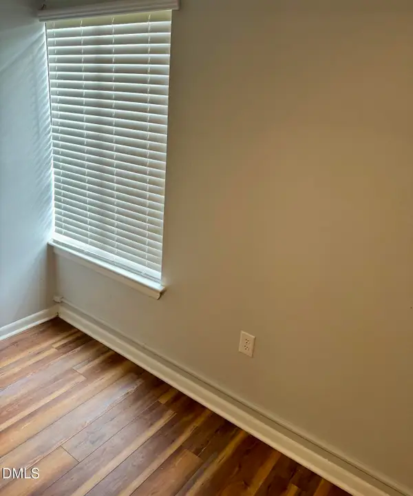 500 Umstead Drive #104, Chapel Hill, NC 27516