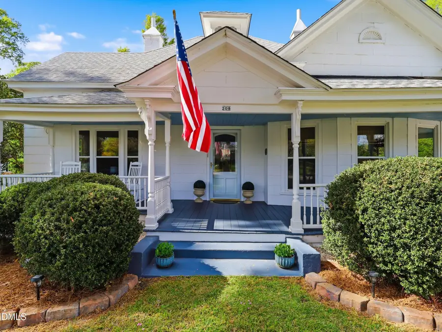 208 W Gannon Avenue, Zebulon, NC 27597 - #3