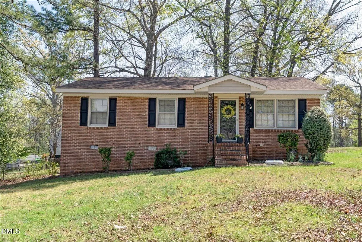 101 Martin Circle, Roanoke Rapids, NC 27870 - #1
