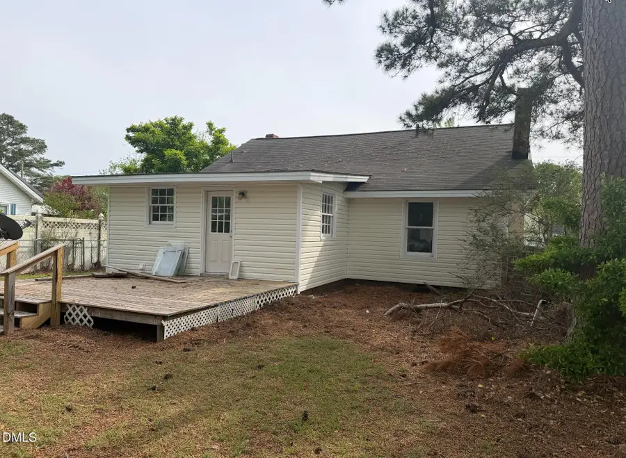 702 W Main Street, Benson, NC 27504 - #3