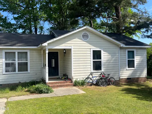 616 Bladestone Court, Apex, NC 27502