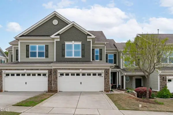 121 Willow View Lane, Apex, NC 27539