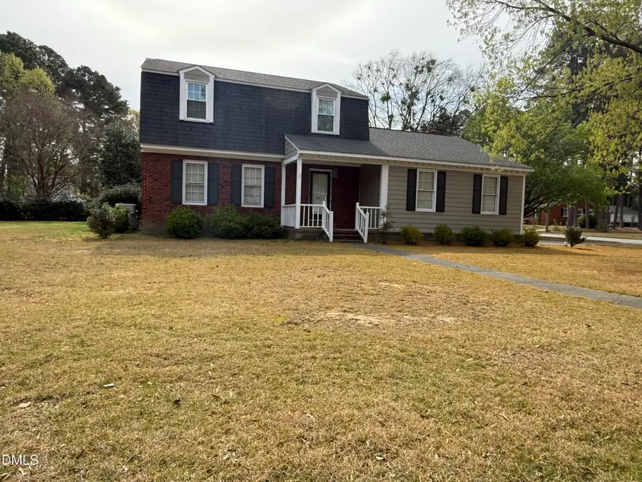 907 Chestnut Drive, Smithfield, NC 27577 - #3
