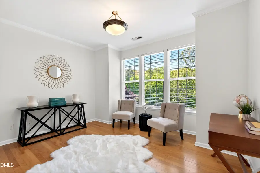 5415 Crescentview Parkway, Raleigh, NC 27606 - #2