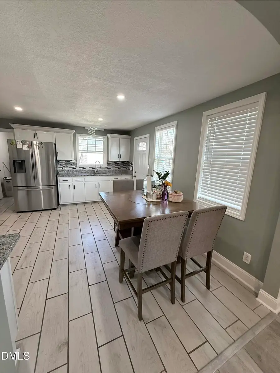 928 E Davis Street, Burlington, NC 27215 - #2