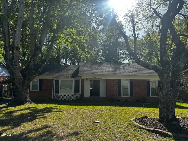 5308 Foxfire Road, Fayetteville, NC 28303