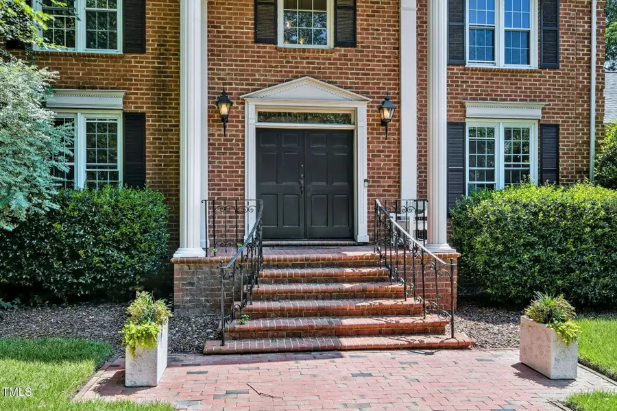 6 St James Place, Chapel Hill, NC 27514 - #3