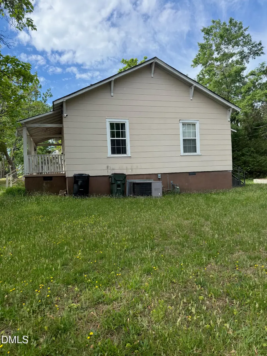 905 S Beaumont Avenue, Burlington, NC 27217 - #2