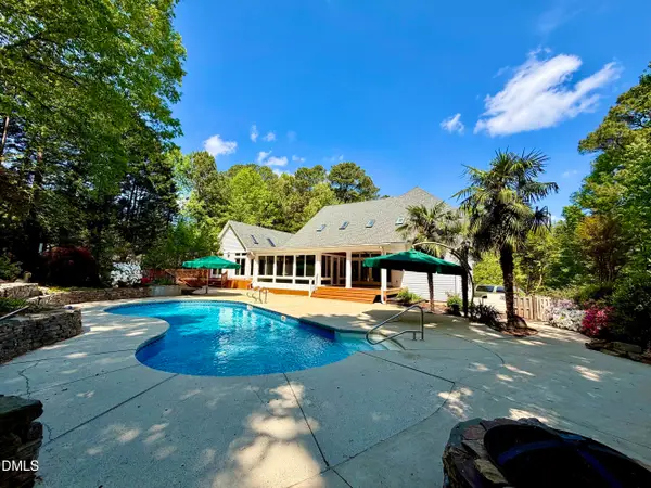 2905 Hunters Bluff Drive, Raleigh, NC 27606