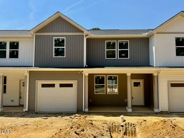 220 George Street, Four Oaks, NC 27524