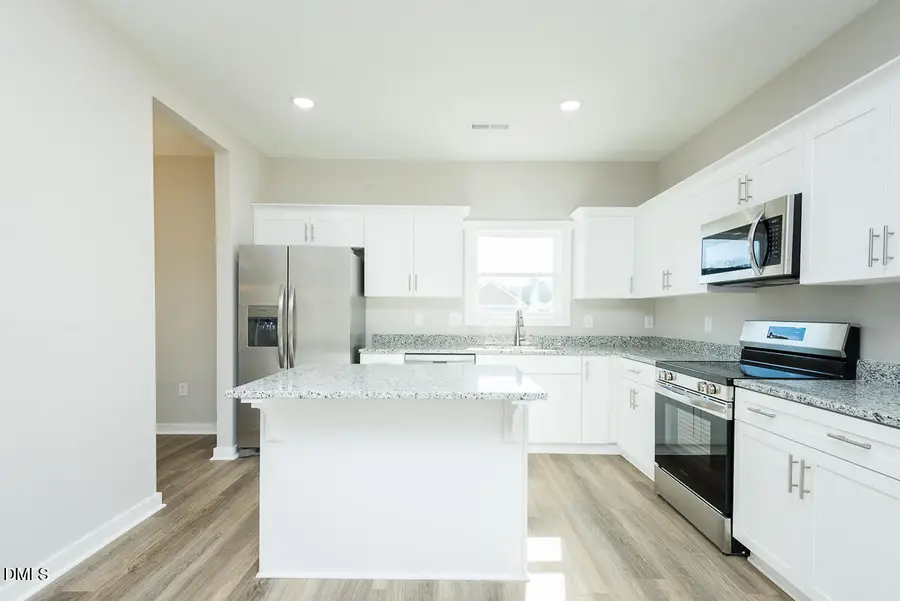 415 E Lee Avenue, Yadkinville, NC 27055 - #3