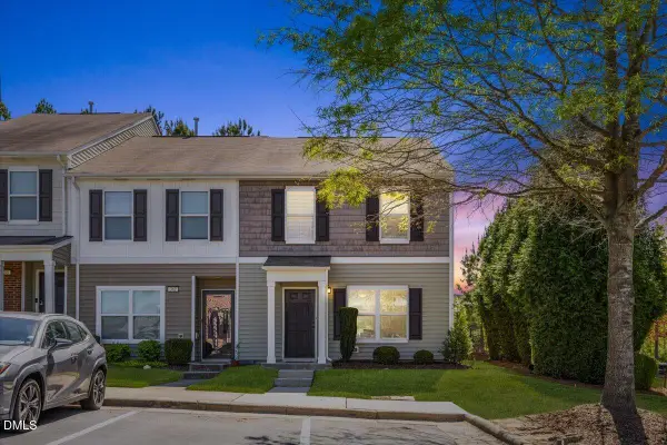 100 Stratford Lakes Drive #Unit 384, Durham, NC 27713