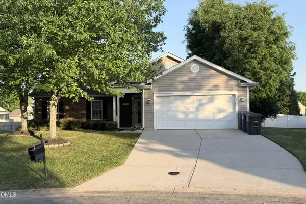 189 Picardy Court, Kernersville, NC 27284