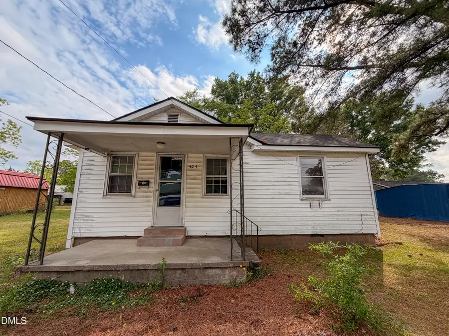 404 E Elizabeth Street, Selma, NC 27576 - #2