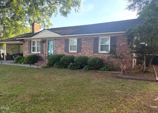 101 National Street, Roseboro, NC 28382