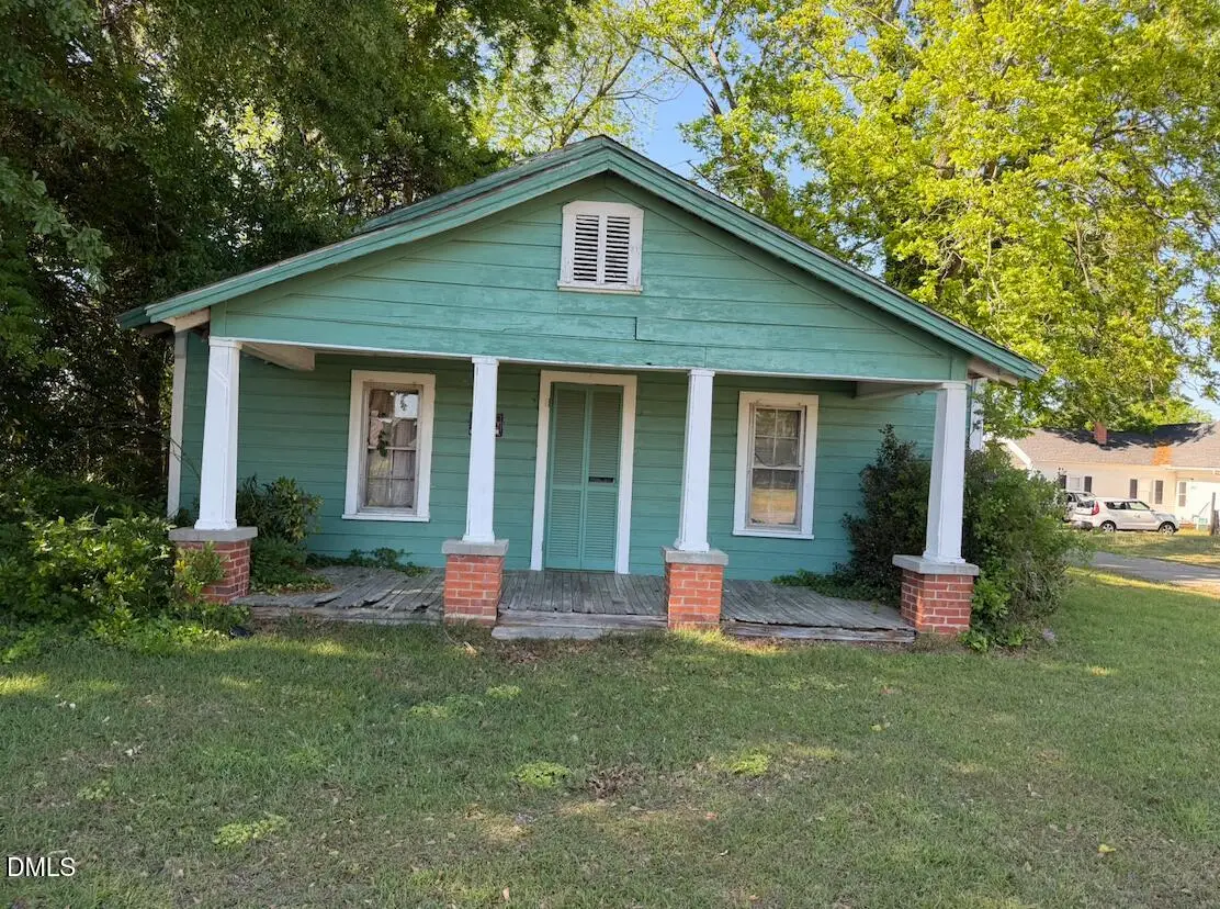 83 E Pope Street, Coats, NC 27521 - #1