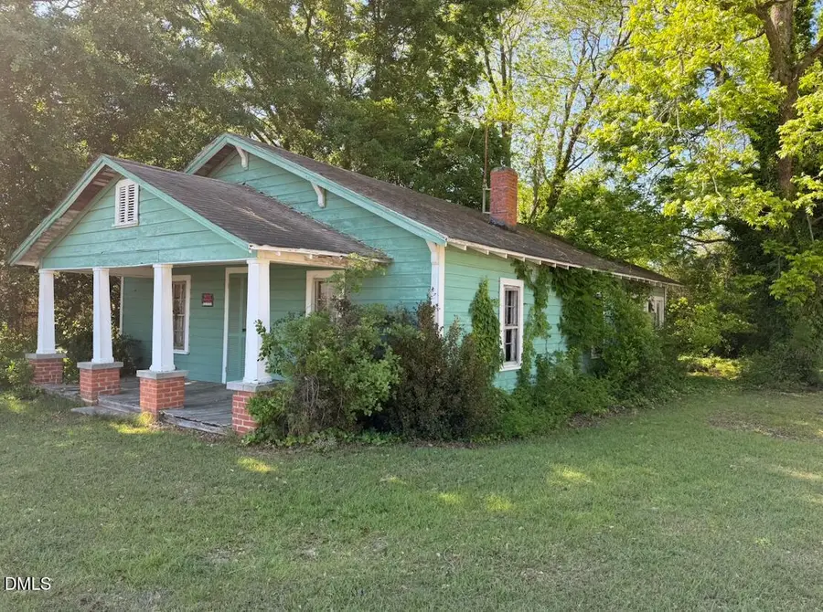 83 E Pope Street, Coats, NC 27521 - #2