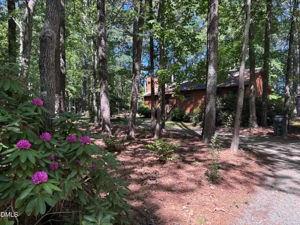 9816 Leslie Drive, Chapel Hill, NC 27516