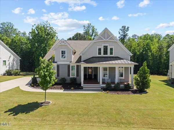 307 W Amber Oak Drive, Selma, NC 27576