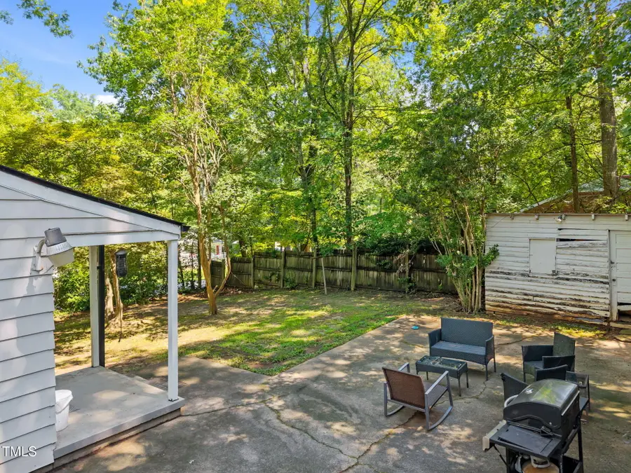 860 Nelson Street, Henderson, NC 27536 - #3
