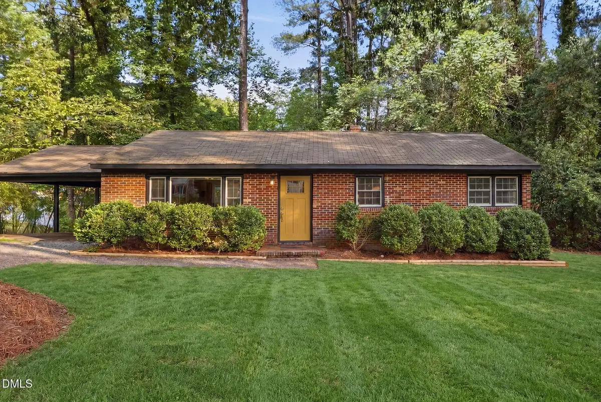27 S Circle Drive, Chapel Hill, NC 27516 - #1