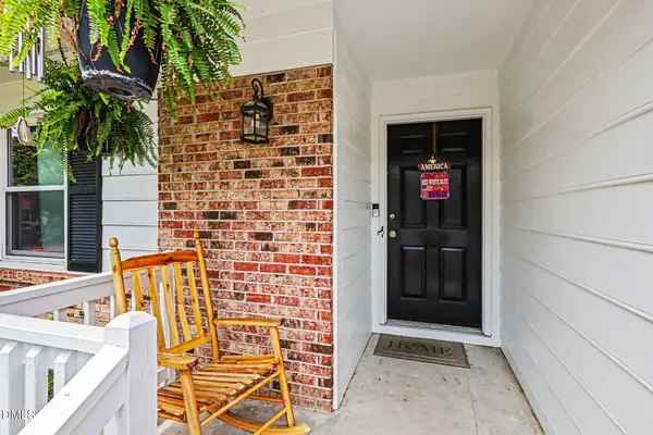 3228 Old Oak Lane, Hope Mills, NC 28348