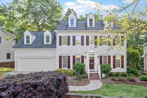 300 Parkgate Drive, Cary, NC 27519