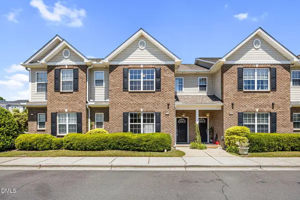 379 E Willhaven Drive, Fuquay Varina, NC 27526