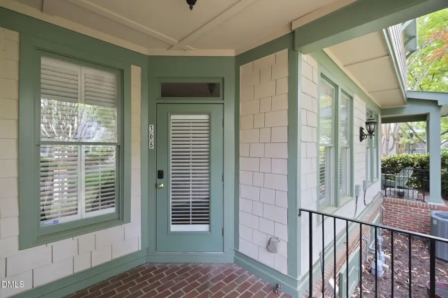 305 Presque Isle Lane #Bldg 300, Chapel Hill, NC 27514 - #3