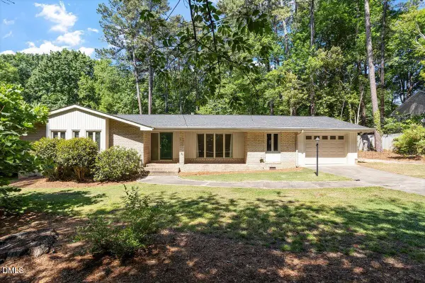 1621 Stonehurst Road, Raleigh, NC 27607