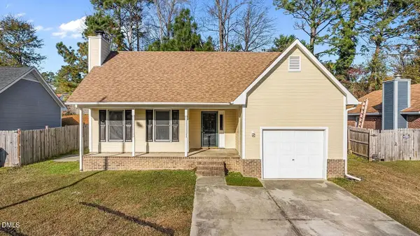 1521 Kara Court, Fayetteville, NC 28304