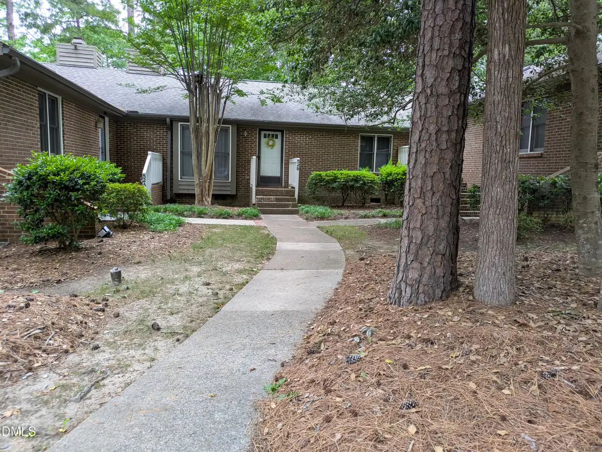 200 W Woodcroft #52 B, Durham, NC 27713 - #1