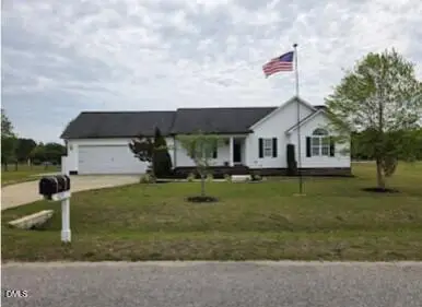 105 Jj Drive, Benson, NC 27504