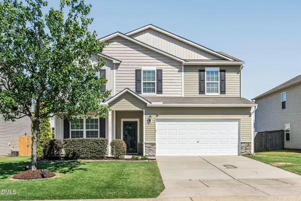 2542 Perthshire Lane, Fuquay Varina, NC 27526