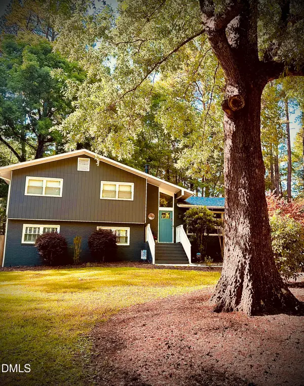2476 Foxwood Drive, Chapel Hill, NC 27514