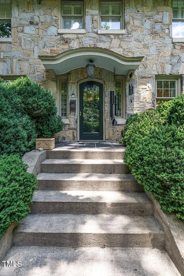 2501 Kenmore Drive, Raleigh, NC 27608 - #3