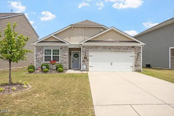 145 S Great White Way, Clayton, NC 27527