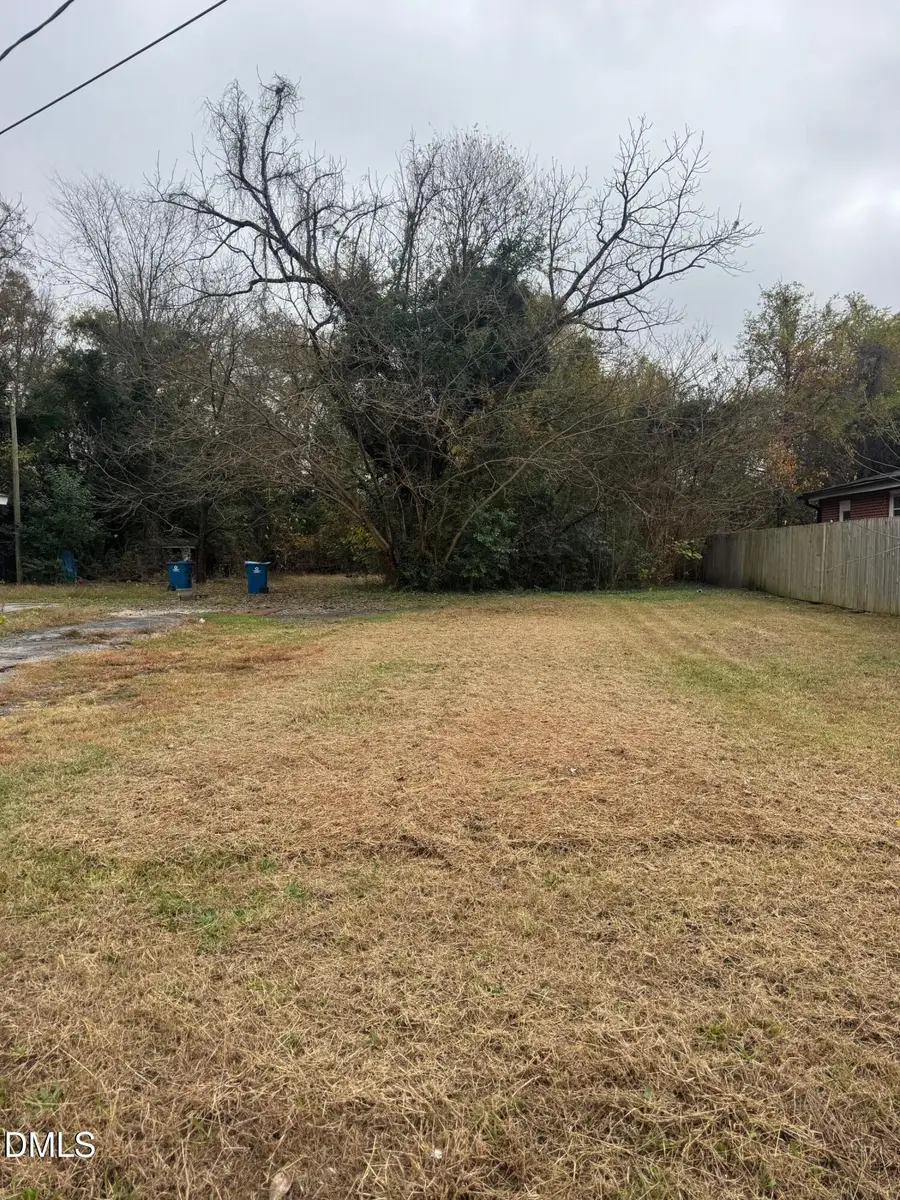 106 N Jackson Street, Dunn, NC 28334 - #2